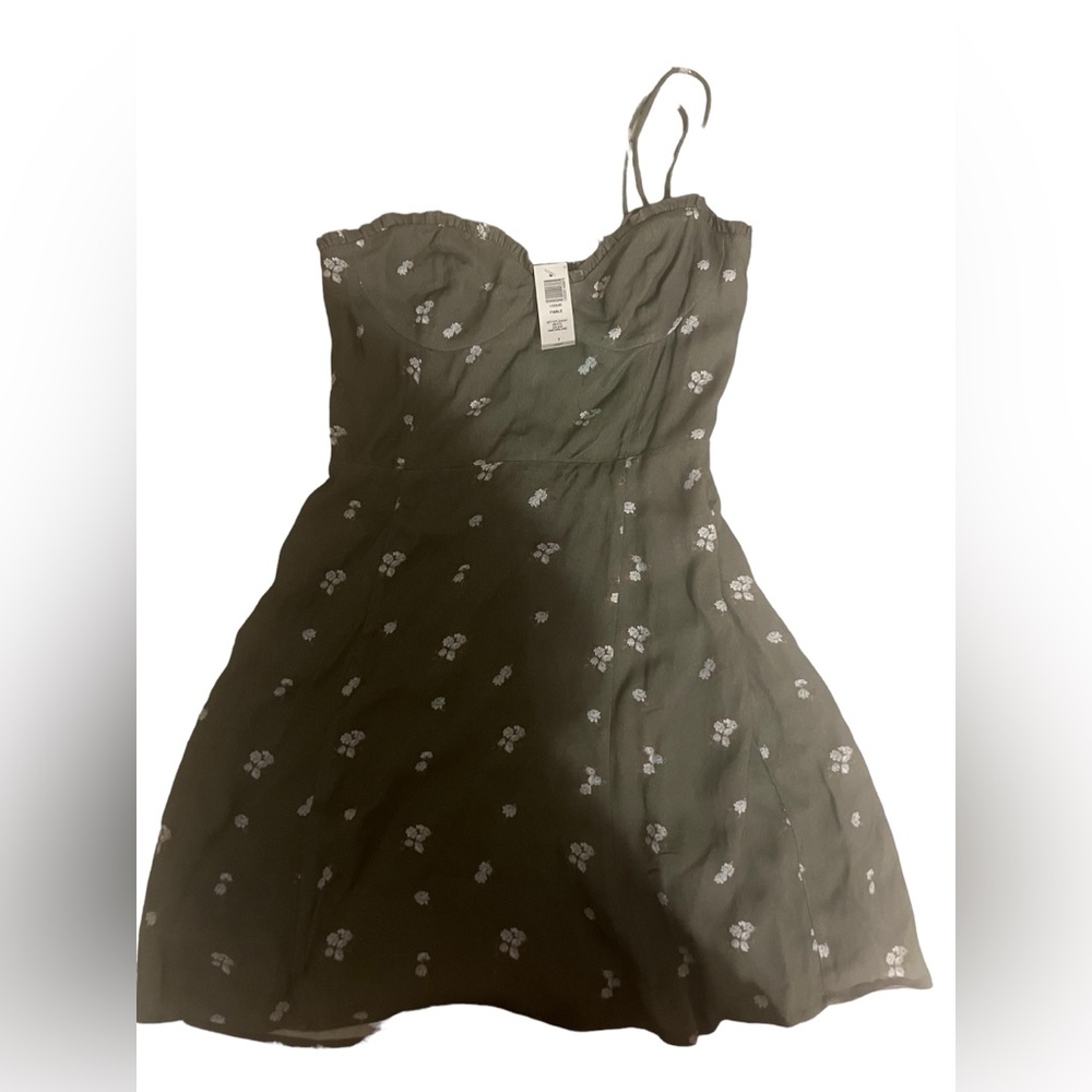 Strappy tie knot army green aritzia sun dress
